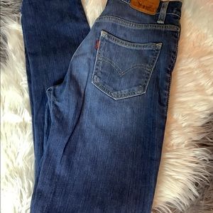 Levi Strauss Jeans Size 4/27 Hi Rise Skinny.